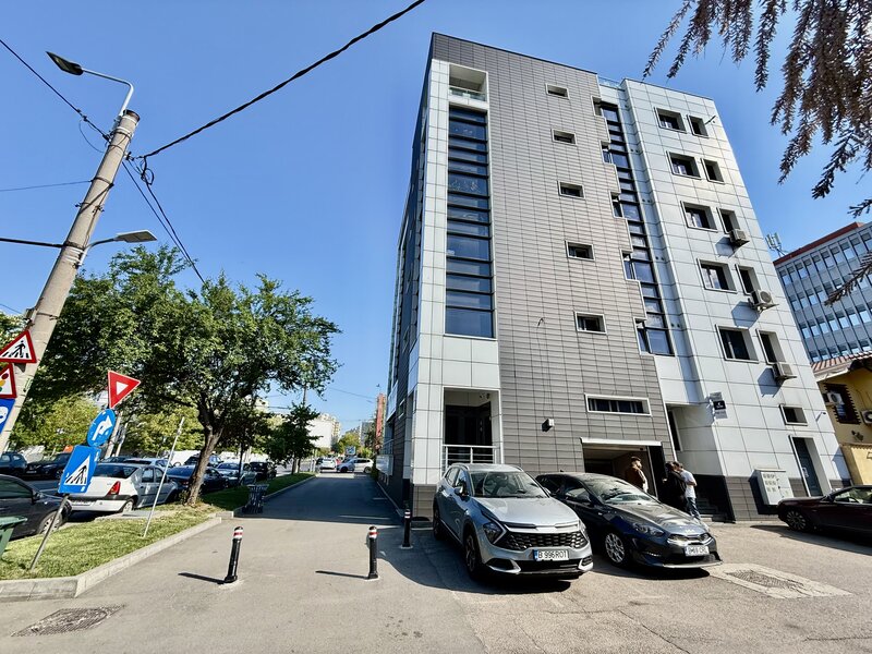 Vatra Luminoasa, Iancului, Business Center, Mega Mall, parcare.